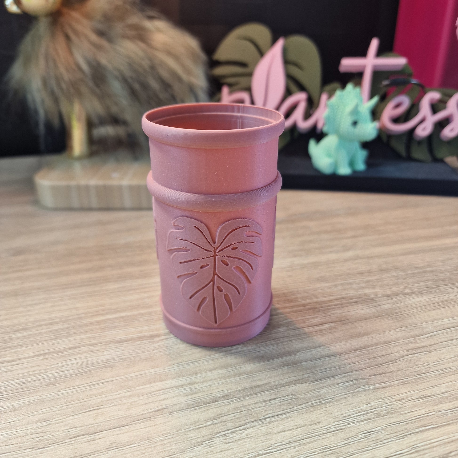 Mini-pot leaf