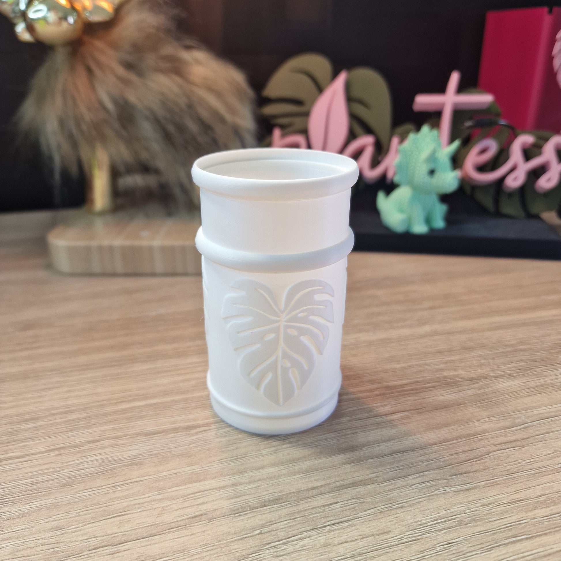 Mini-pot leaf