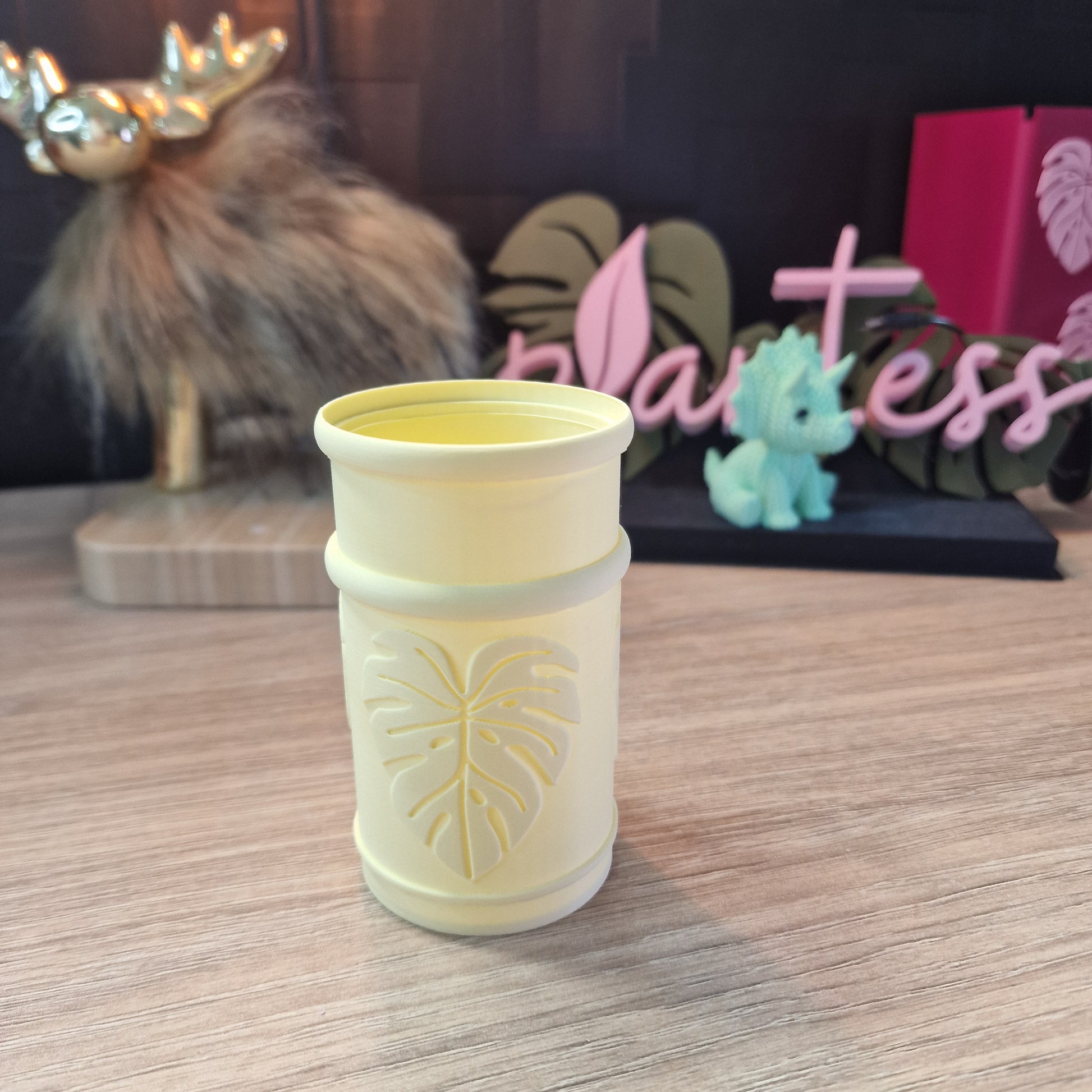 Mini-pot leaf