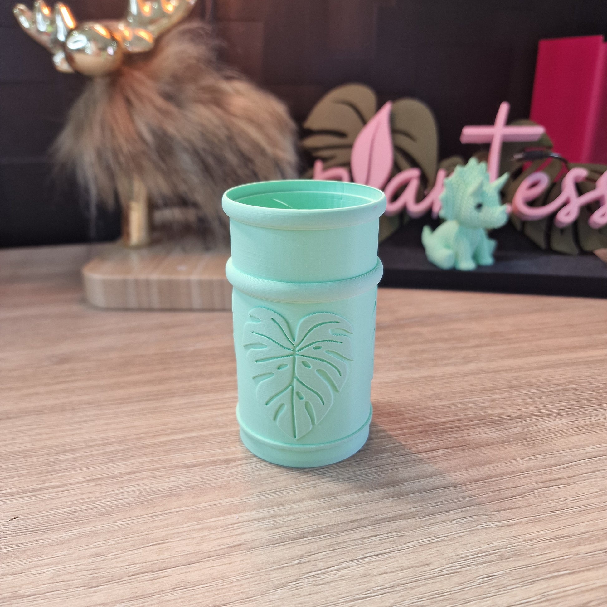 Mini-pot leaf