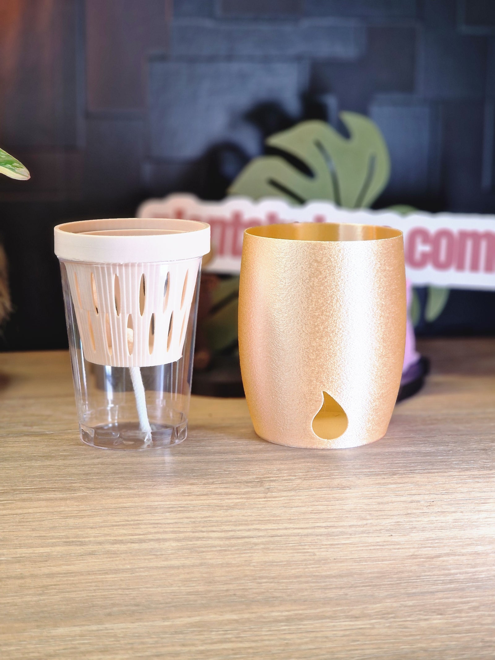 MIDI SIPS outer pot plain 3D printed plant pot at Plant.ess Sweden