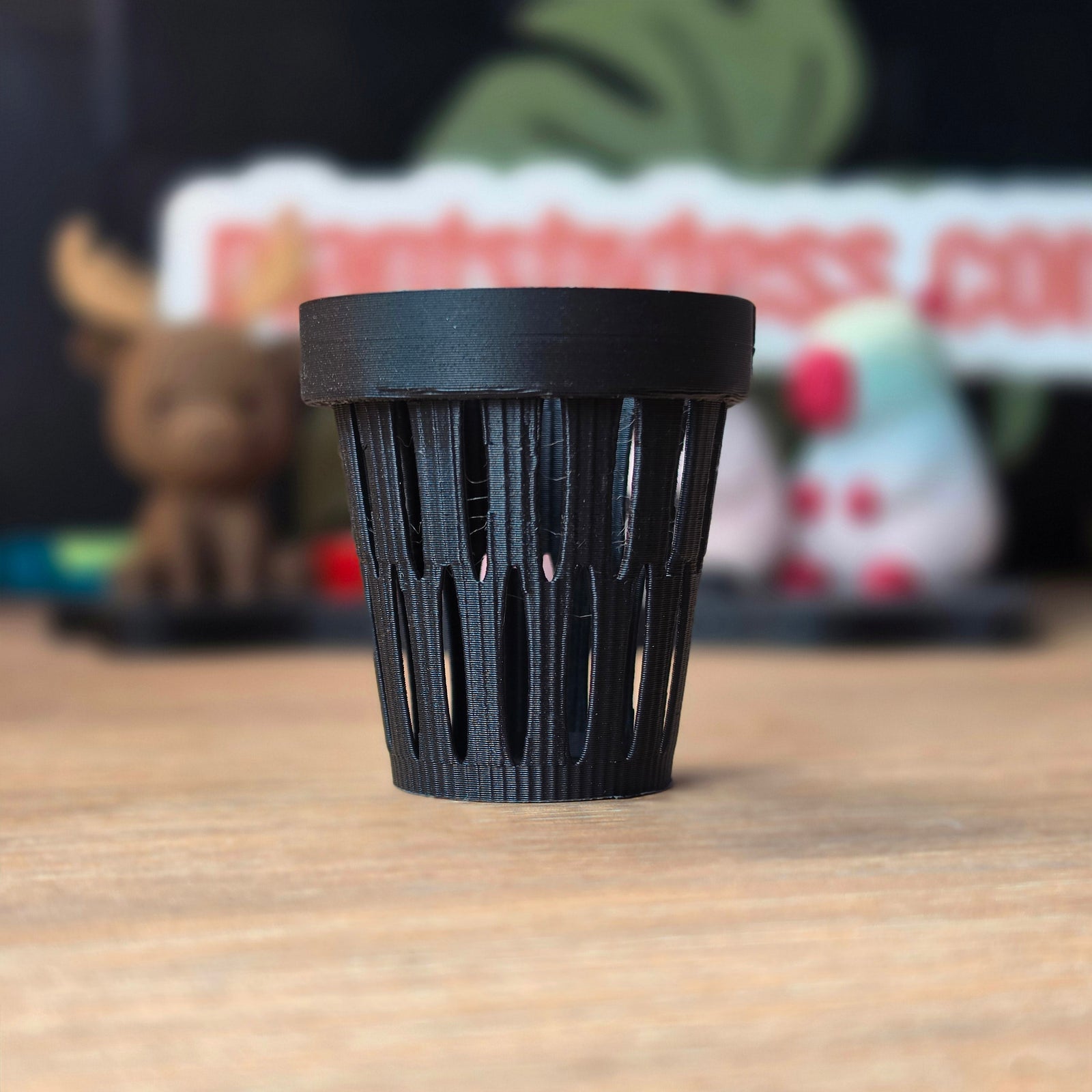 MINI SIPS | Self-Watering Plant Pot for Small Plants